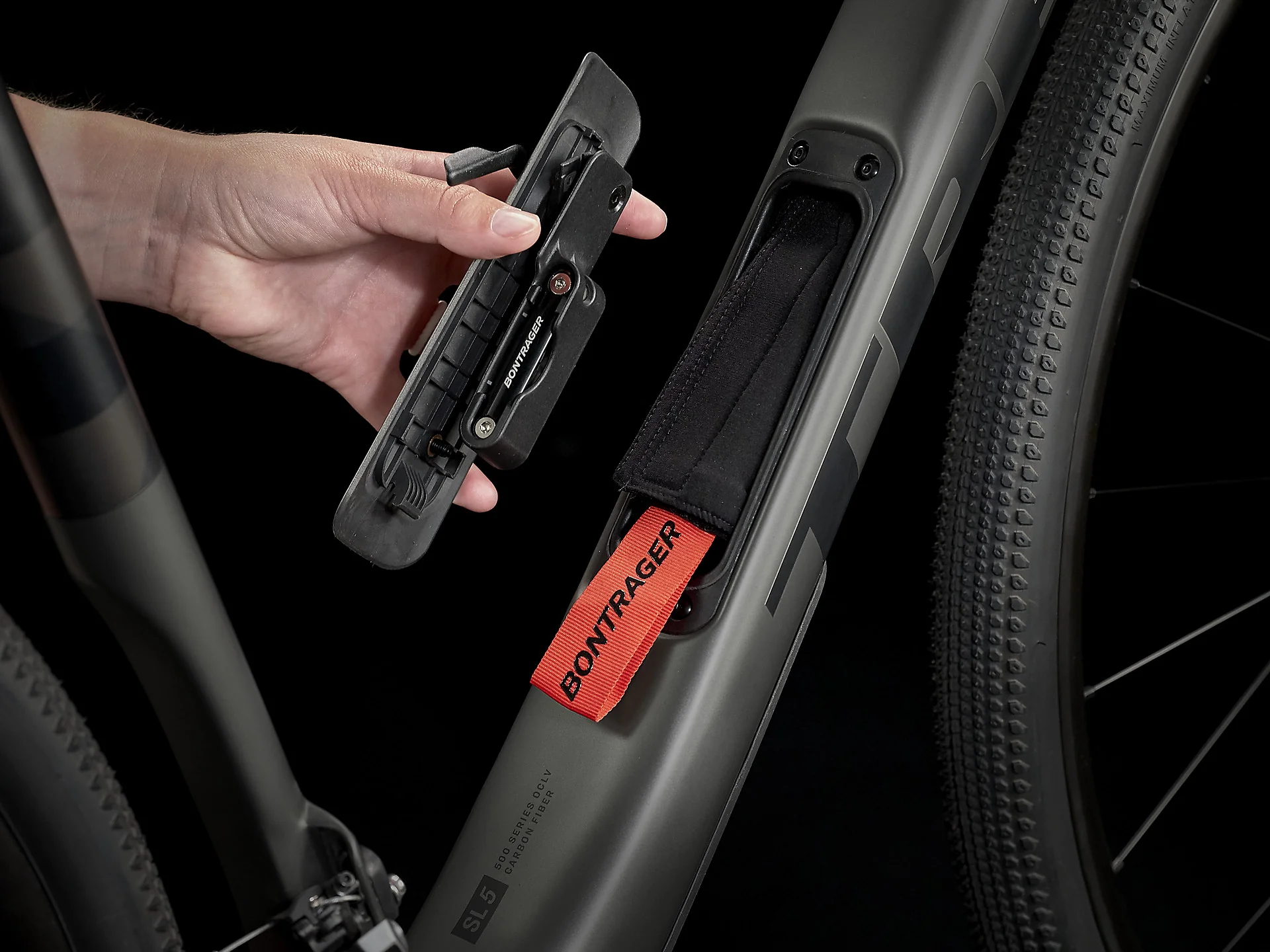 2023 Trek Checkpoint SL 5 - Satin Mercury/Satin Carbon Smoke - Image 7