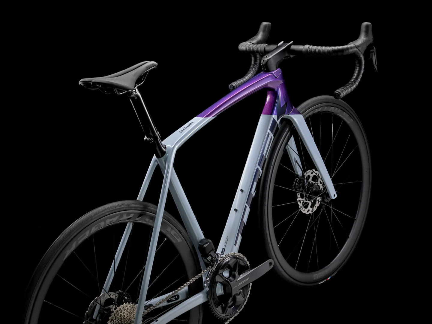 2024 Trek Émonda SL 6 - Plasma Pearl Grey/Purple Flip - Image 3