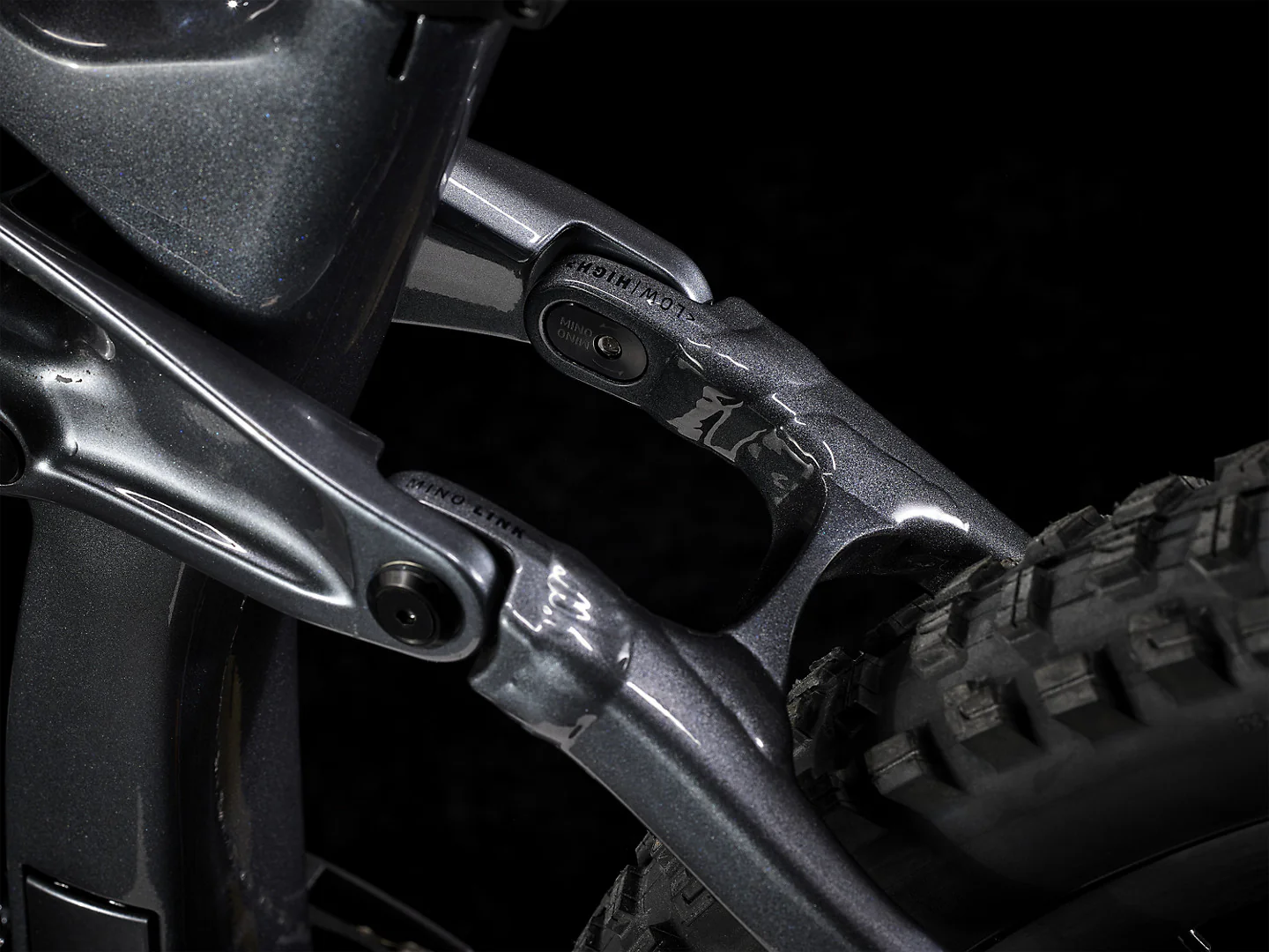 2024 Trek Rail 9.7 Gen 4 - Galactic Grey - Image 8