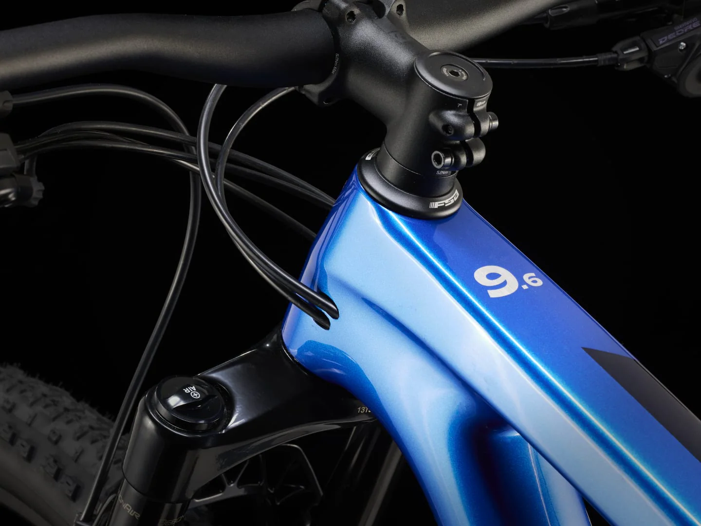 2024 Trek Supercaliber SL 9.6 Gen 2 - Alpine Blue - Image 11