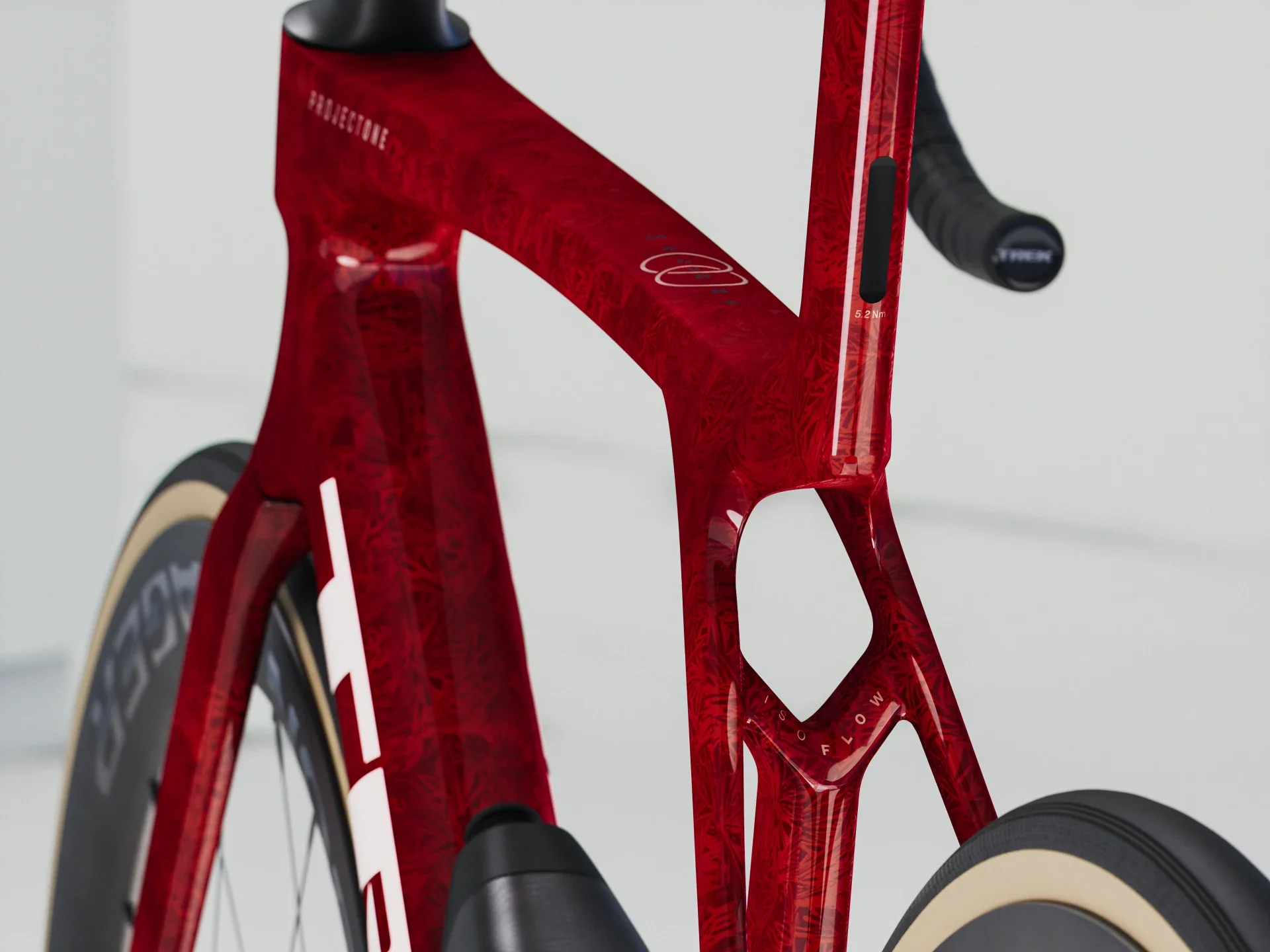 2025 Madone SLR 7 Gen 8 - Image 16