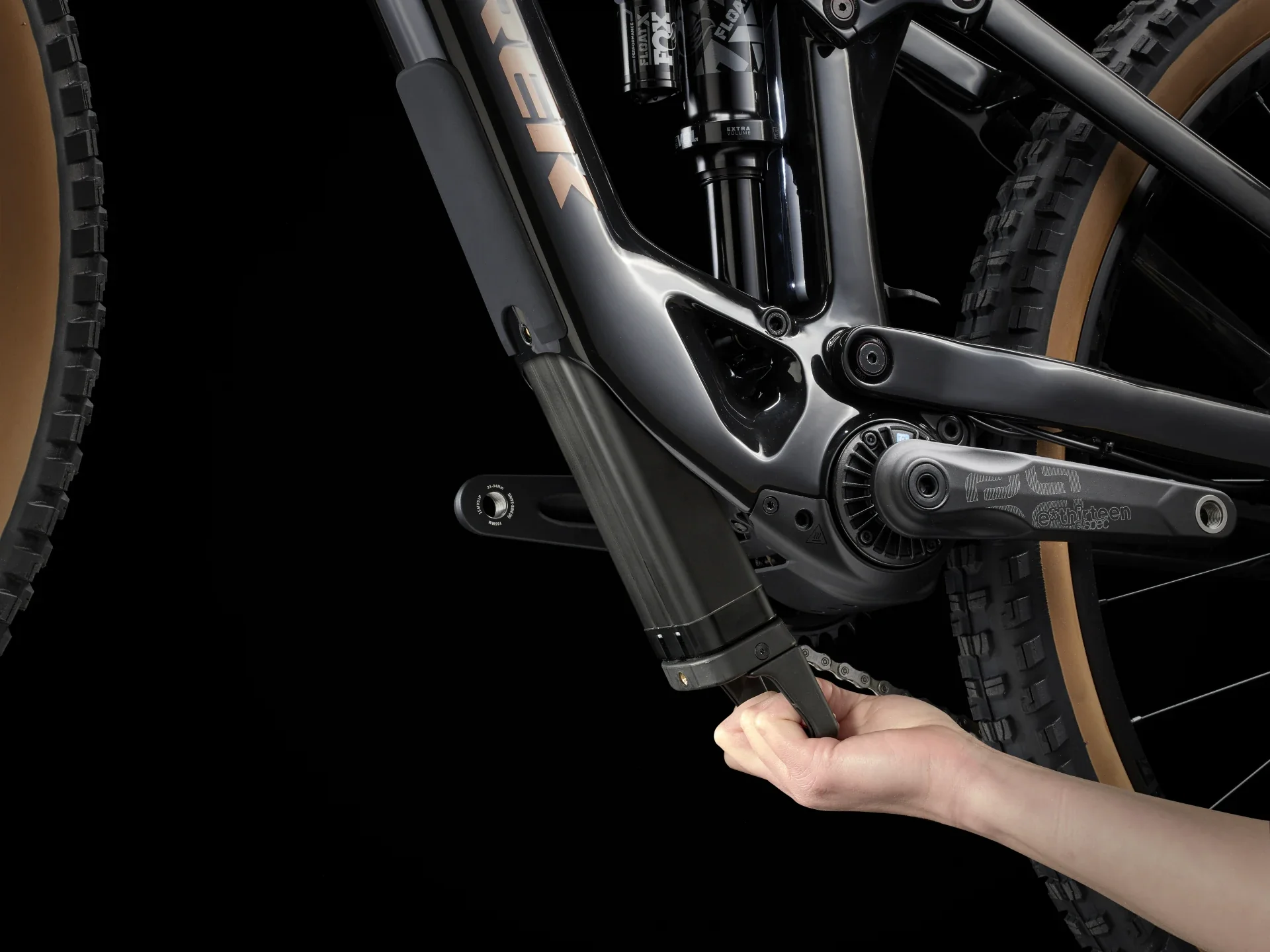 2025 Trek Fuel EXe 9.7 - Deep Smoke - Image 11