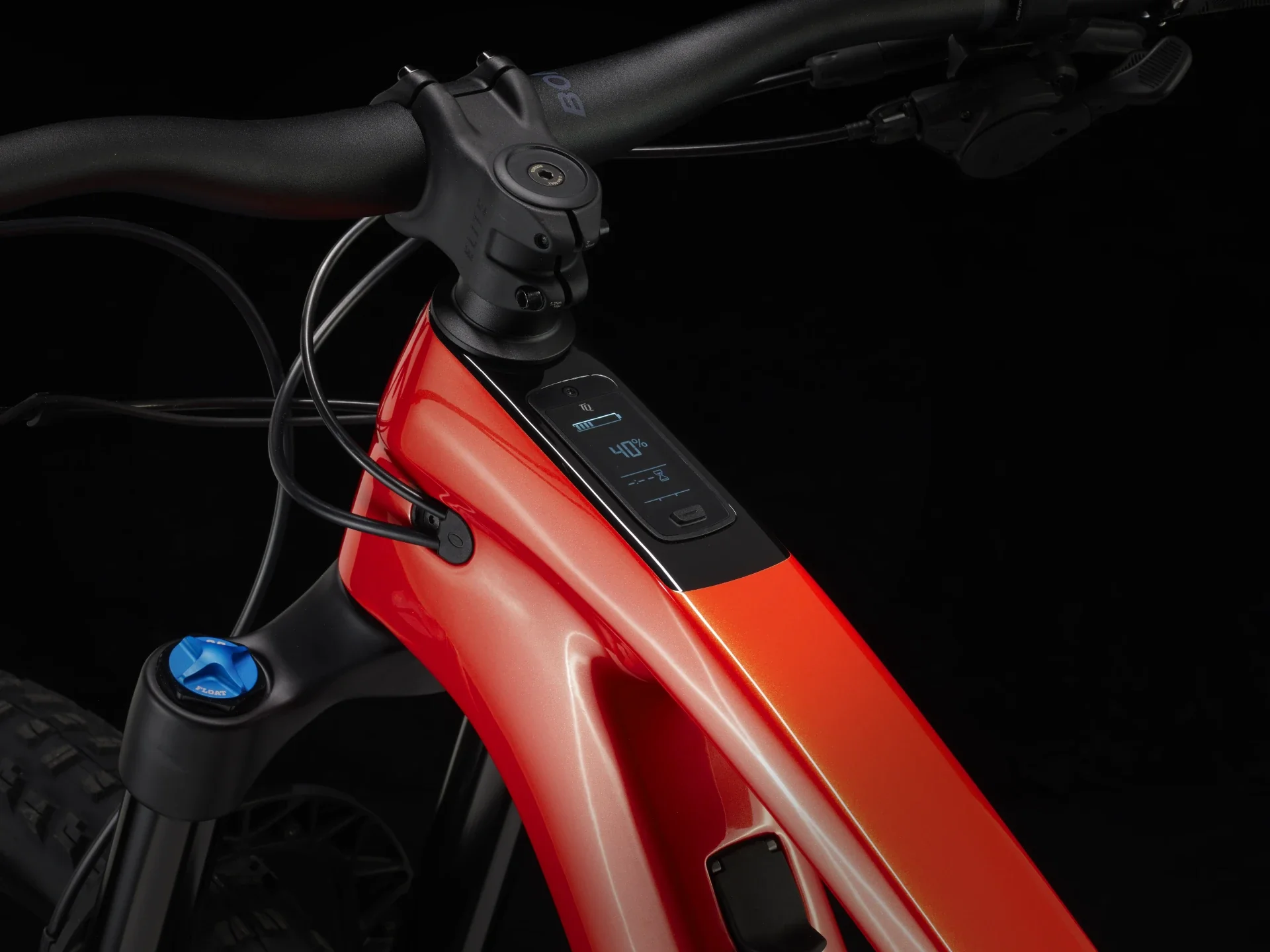 2025 Trek Fuel EXe 9.7 - Lava - Image 4