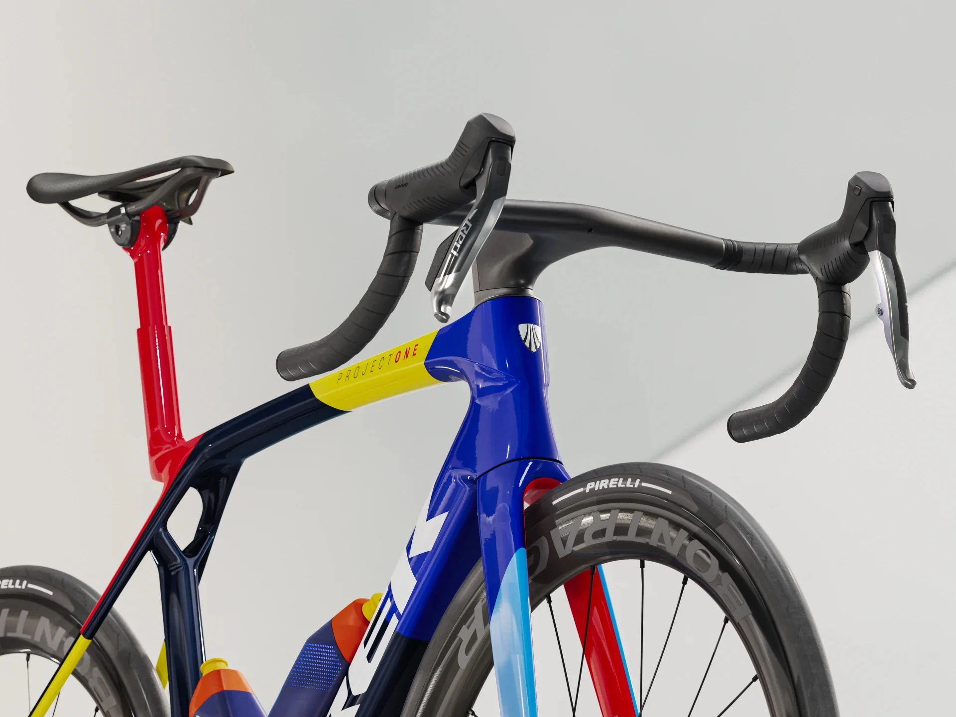 2025 Trek Madone SLR 9 AXS Gen 8 - Image 11