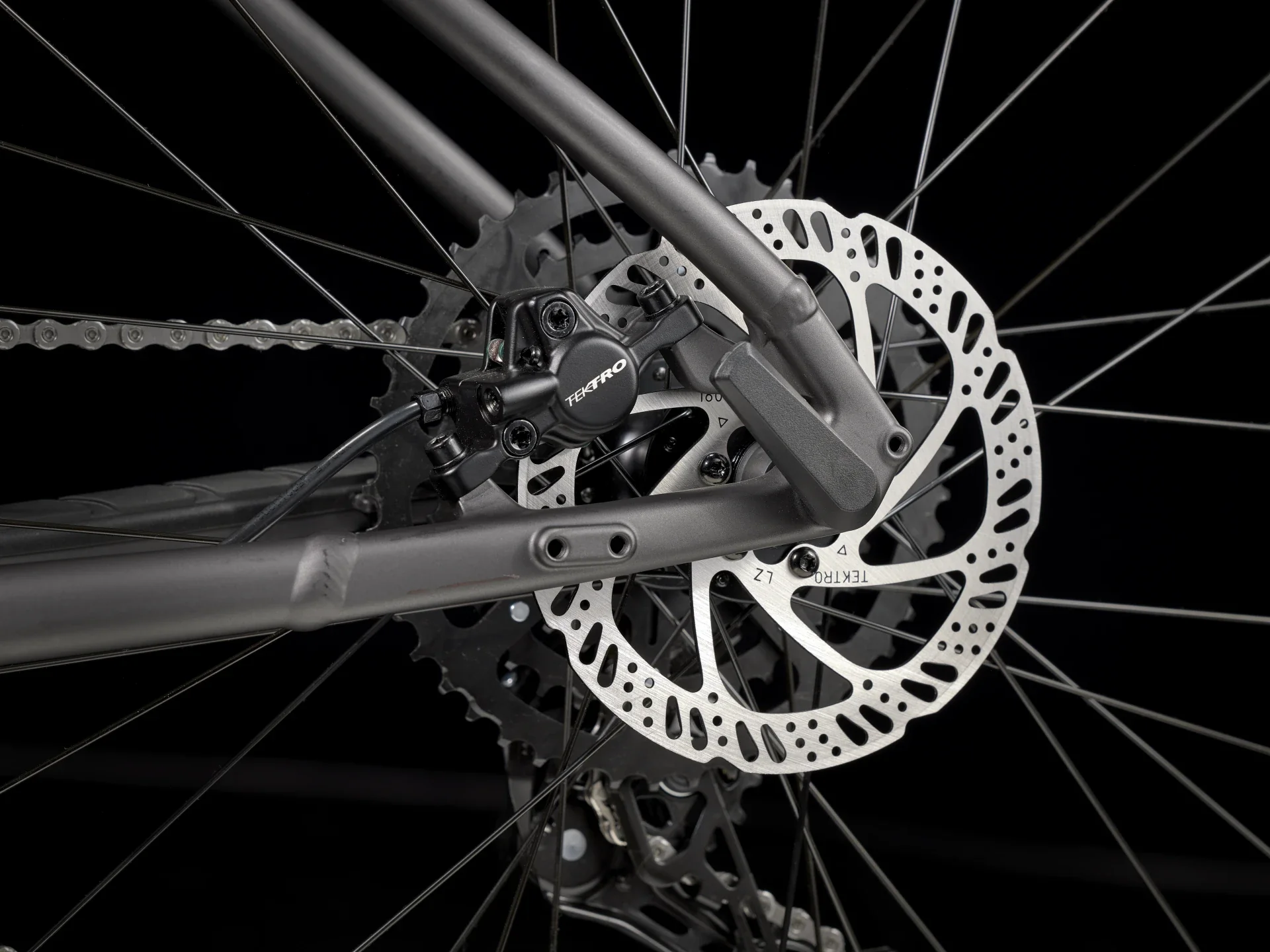 2025 Trek Marlin 5 Gen 3 - Matte Dnister Black - Image 8