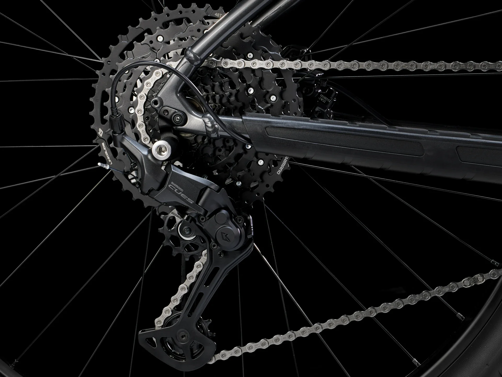 2025 Trek Marlin 6 Gen 3- Galactic Grey to Lithium Grey Fade - Image 3