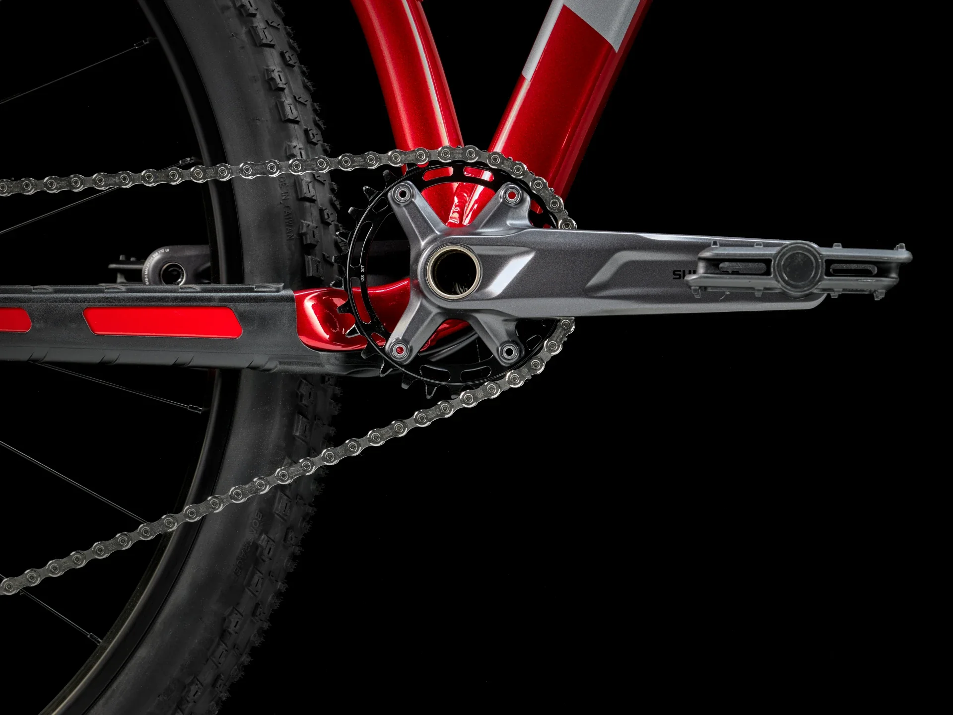 2025 Trek Procaliber 6 - Viper Red/Crimson - Image 4