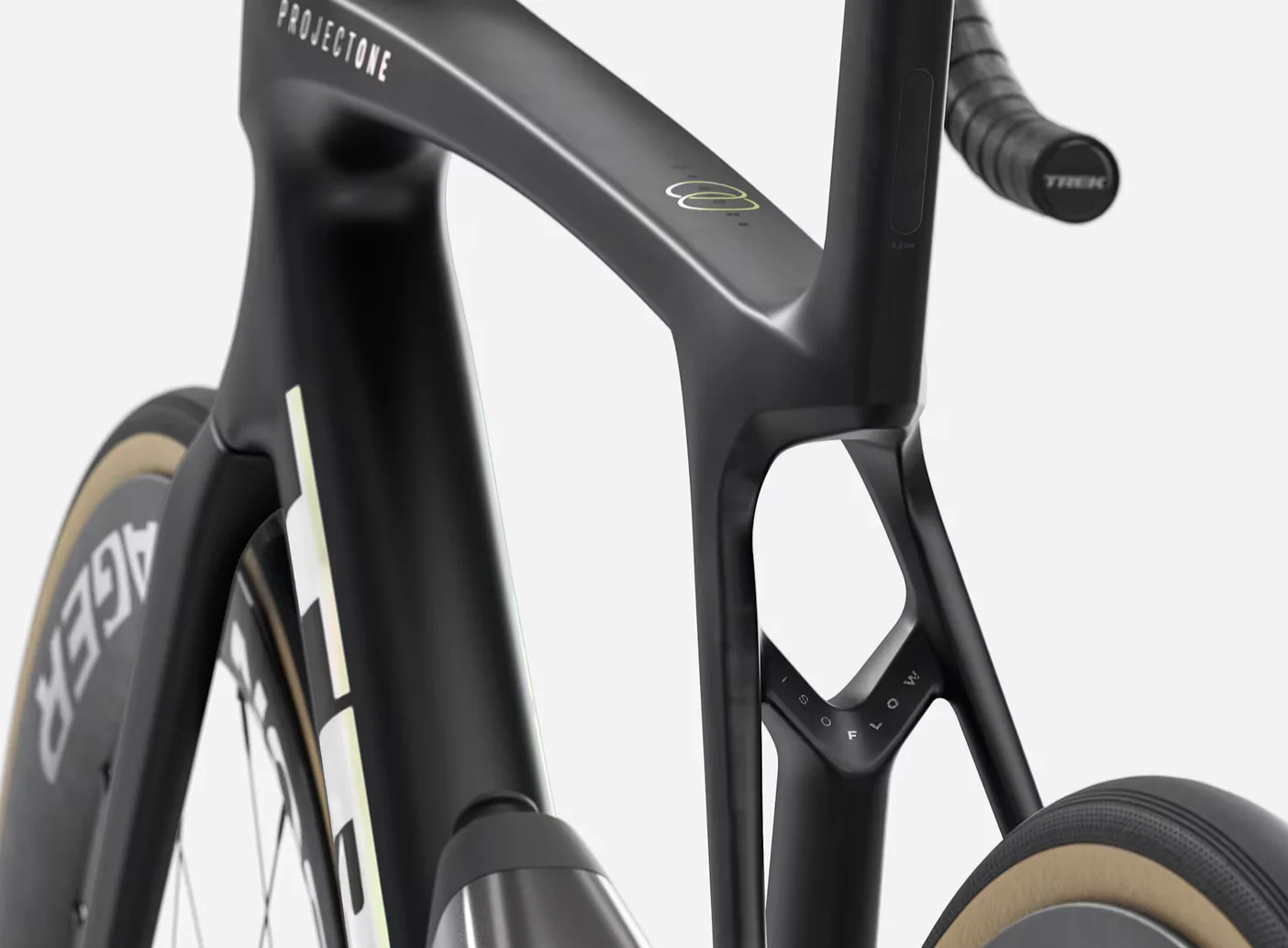 2026 Trek Madone SLR 7 Gen 8- Matte Deep Smoke - Image 5