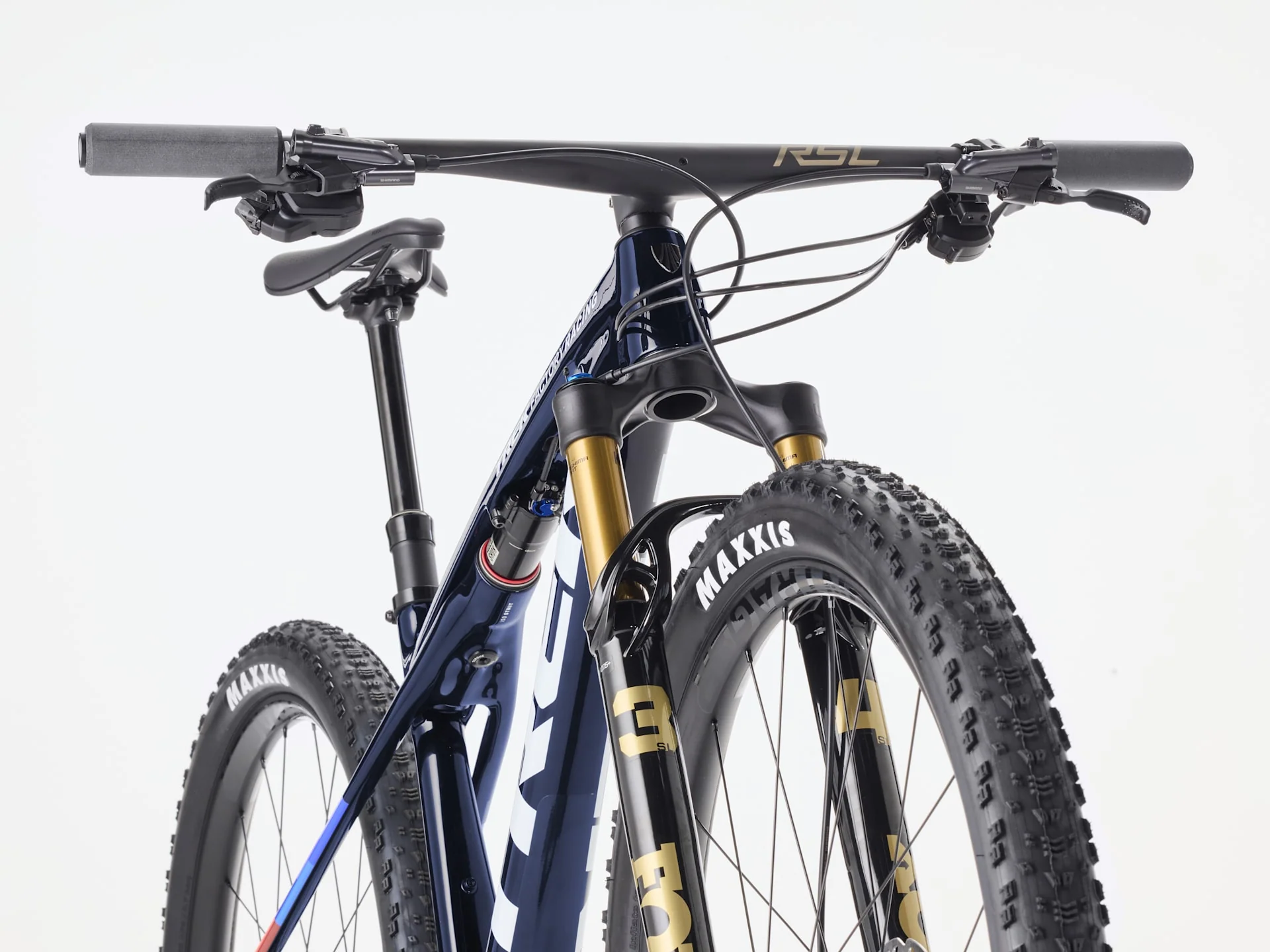 2026 Trek Supercaliber SLR 9.8 XT Di2 Gen 2 - Navy Smoke - Image 3