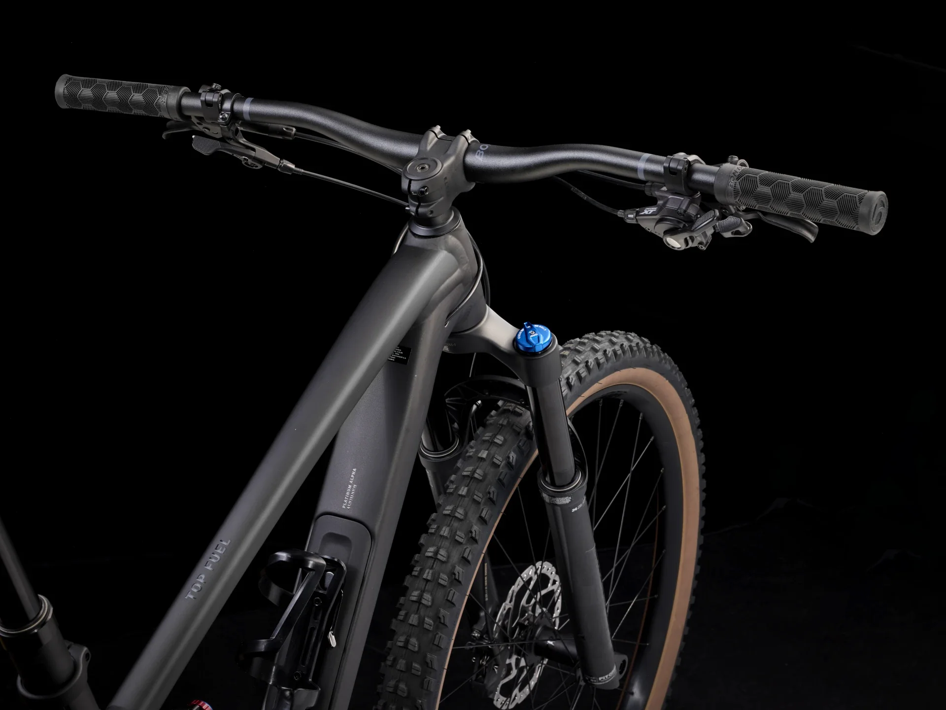 2026 Trek Top Fuel 8 Gen 4- Matte Dark Web - Image 3