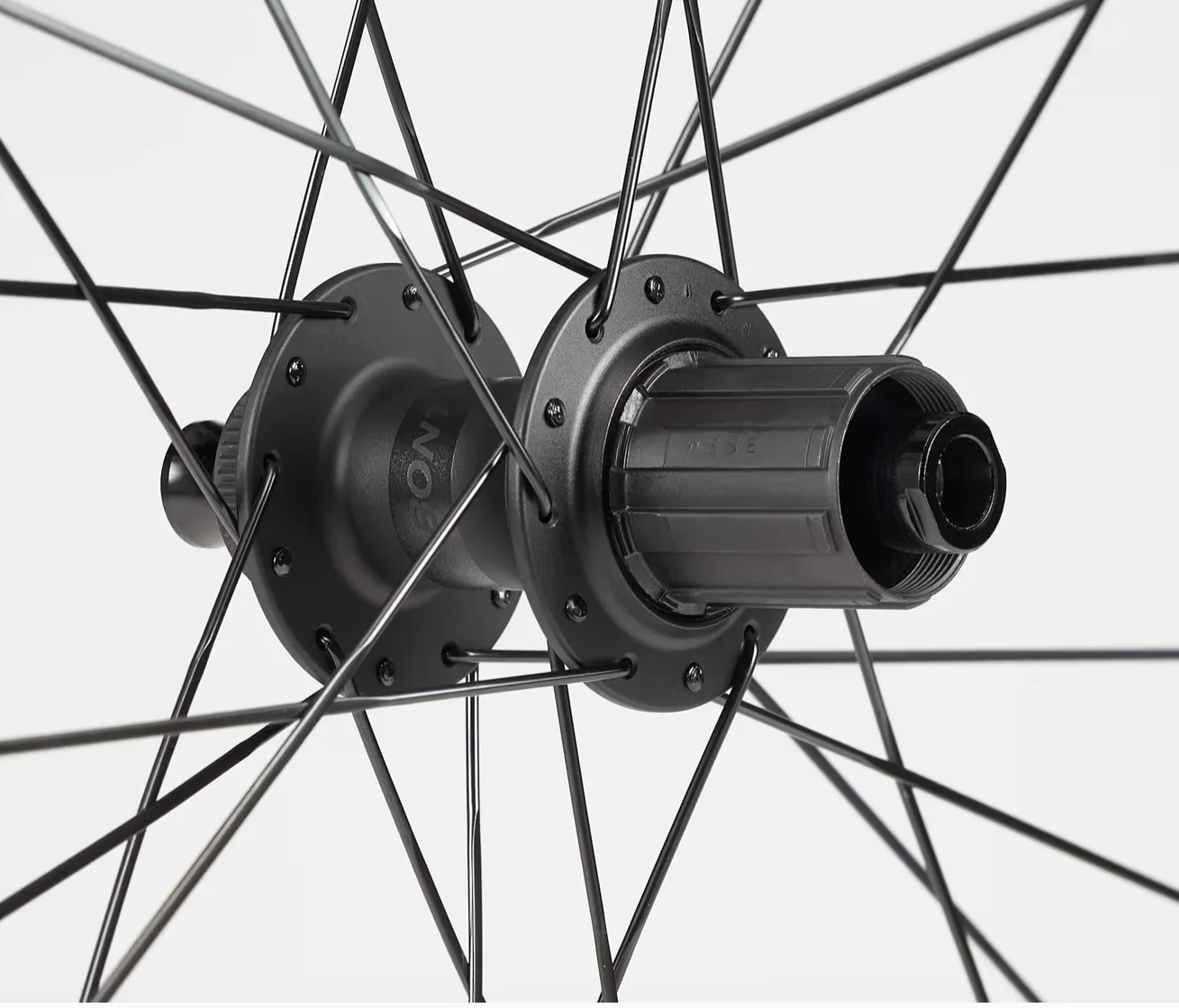 Bontrager Aeolus Elite 35 TLR Disc Road Rear Wheel - Image 3