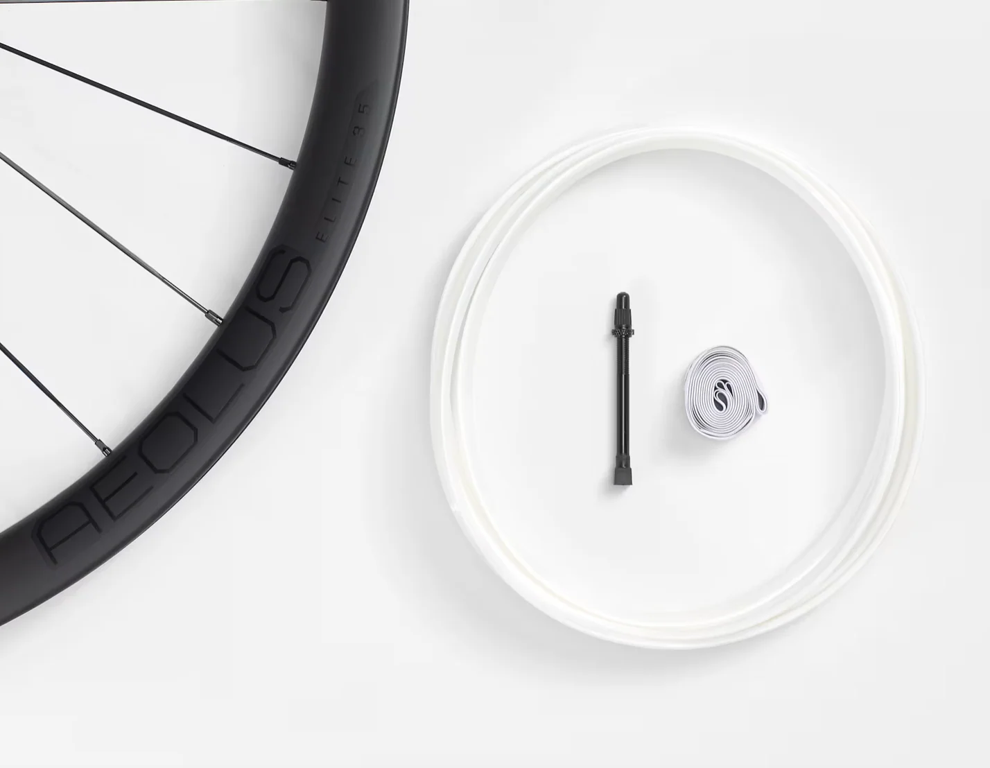 Bontrager Aeolus Elite 35 TLR Disc Road Rear Wheel - Image 6