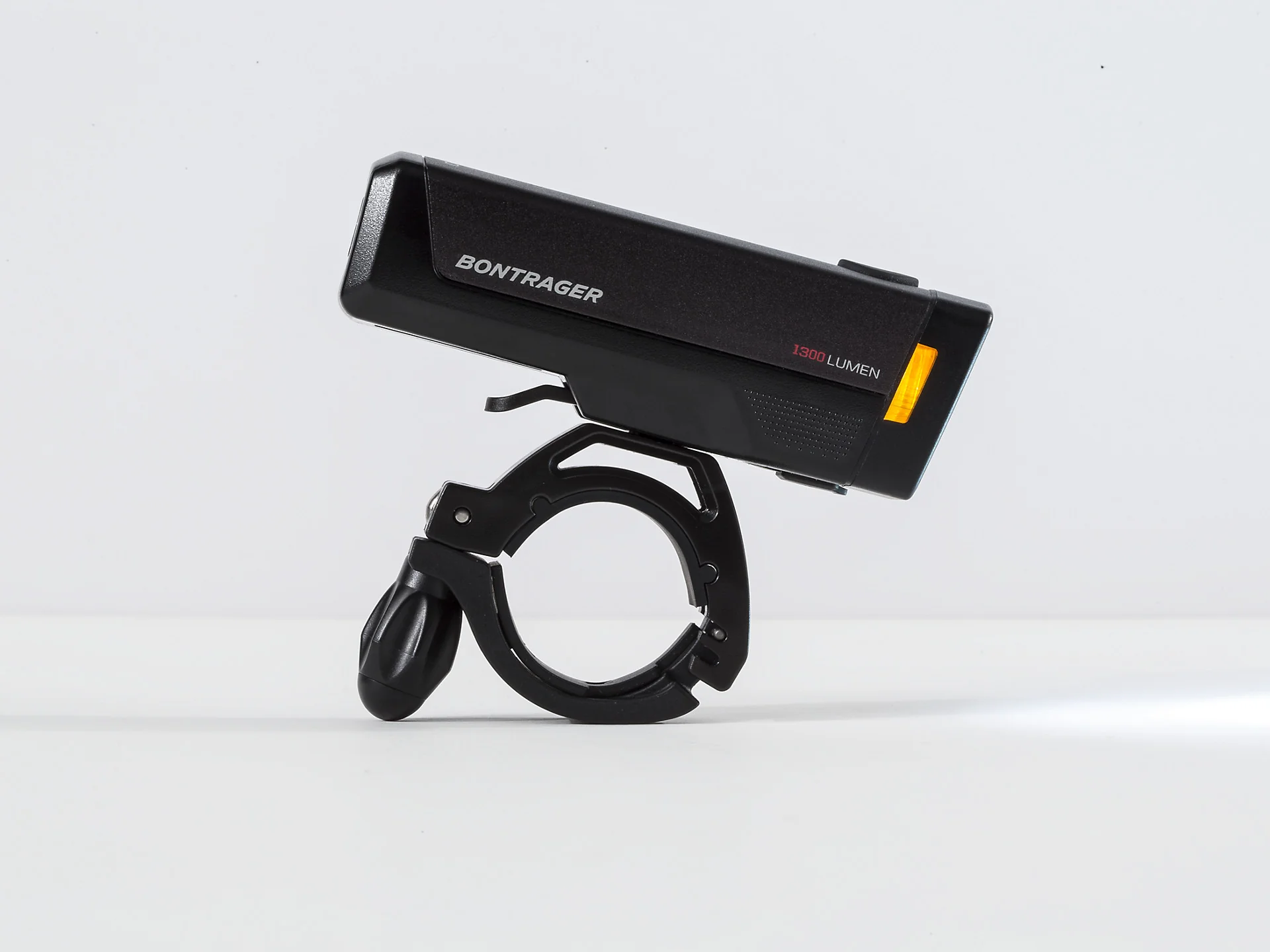 Bontrager Ion Pro RT Front Bike Light - Image 2