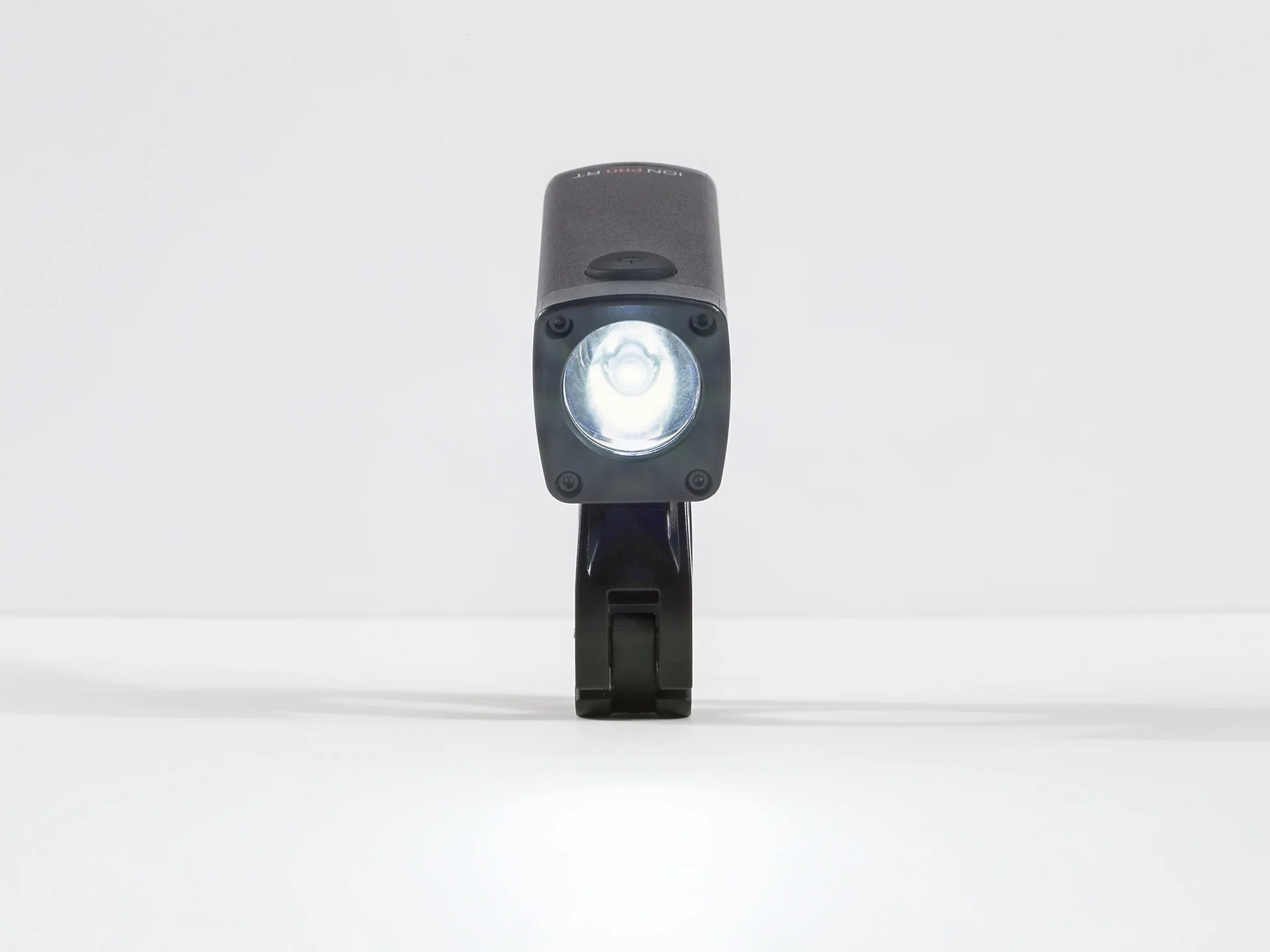 Bontrager Ion Pro RT Front Bike Light - Image 3