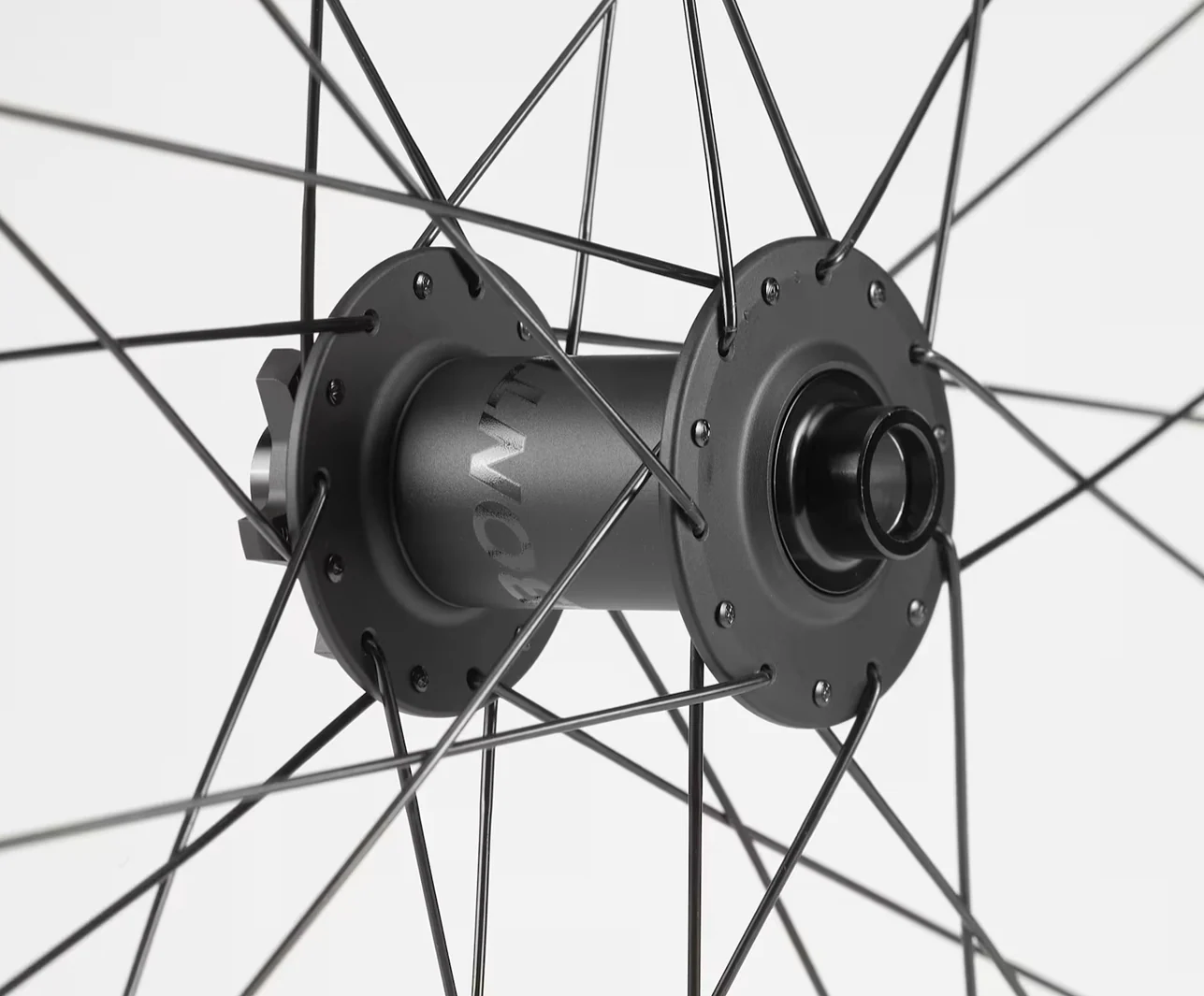 Bontrager Line Elite 30 TLR Boost 29 MTB Front Wheel - Image 3