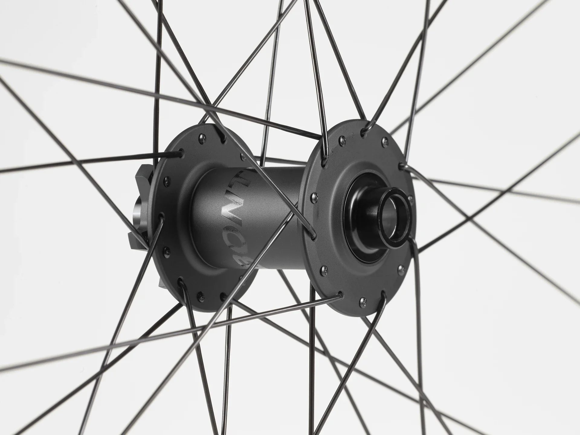 Bontrager Line Elite 30 TLR Boost 29 MTB Wheel - Image 3