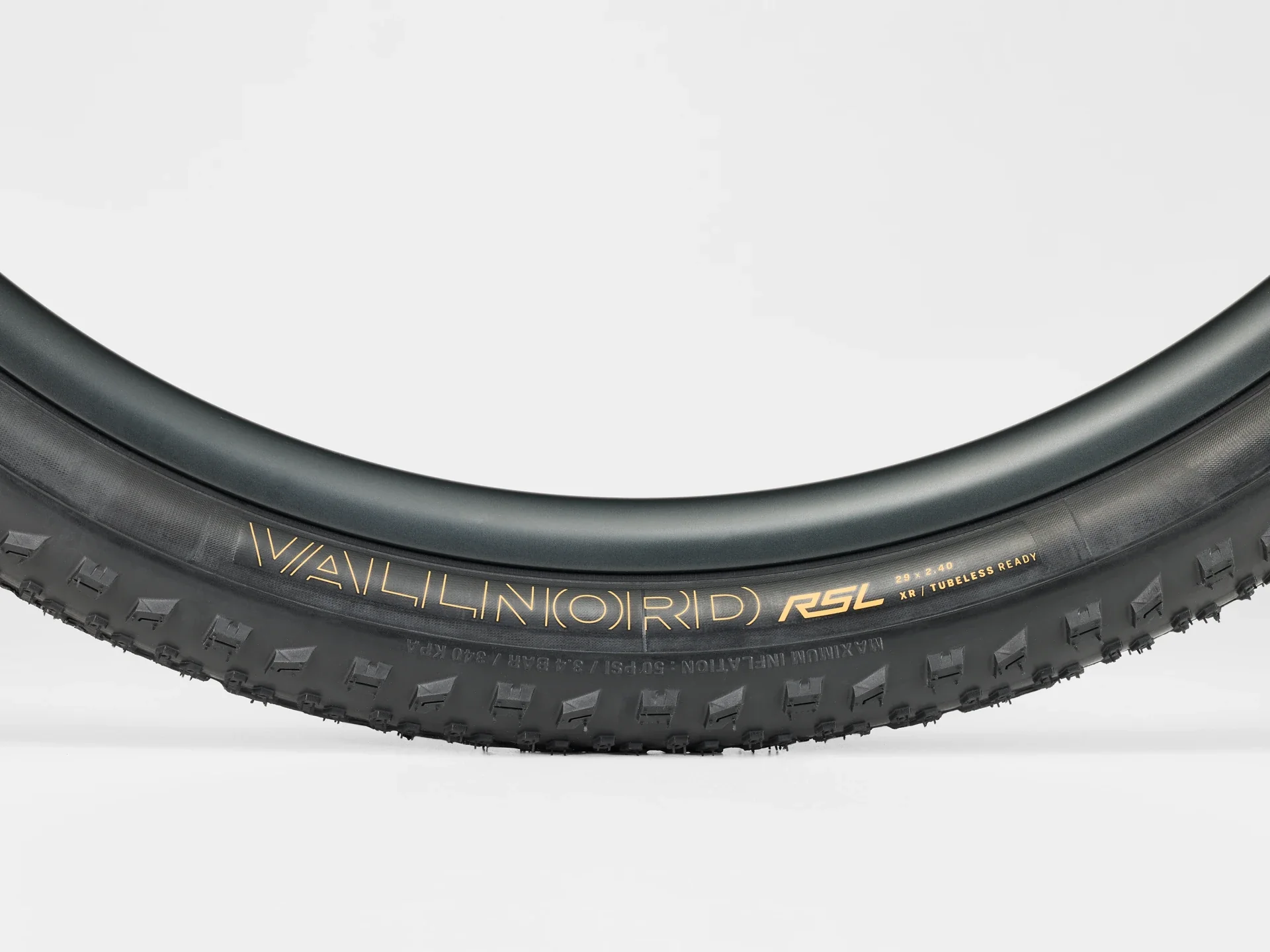 Bontrager Vallnord RSL XR TLR MTB Tyre 29" x 2.4" - Image 3