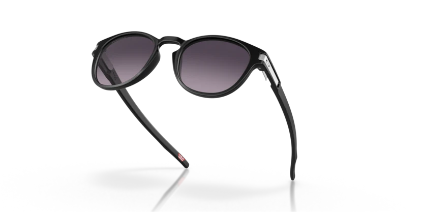 Oakley Latch Matte Black- Prizm Grey Gradient - Image 5