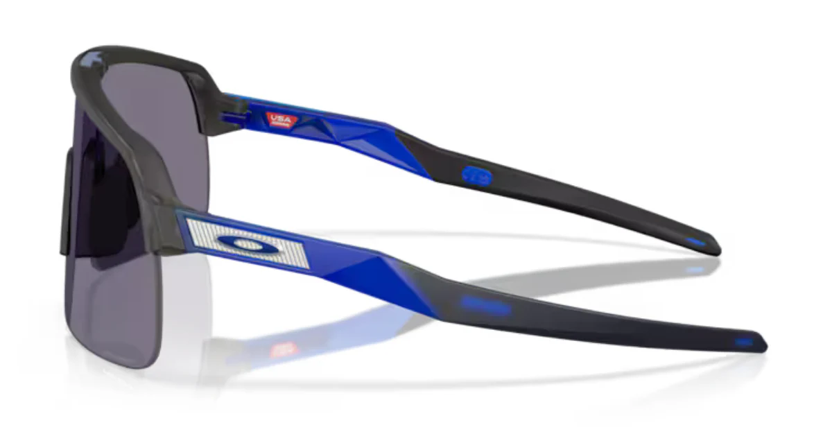 Oakley Sutro Lite- Matte Grey Smoke Prizm Grey - Image 3