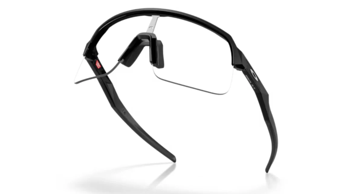 Oakley Sutro Lite S- Matte Black Photochromic - Image 2