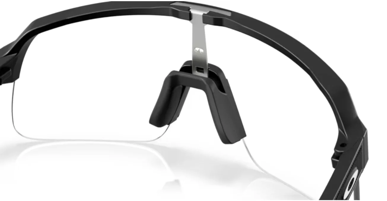 Oakley Sutro Lite S- Matte Black Photochromic - Image 4