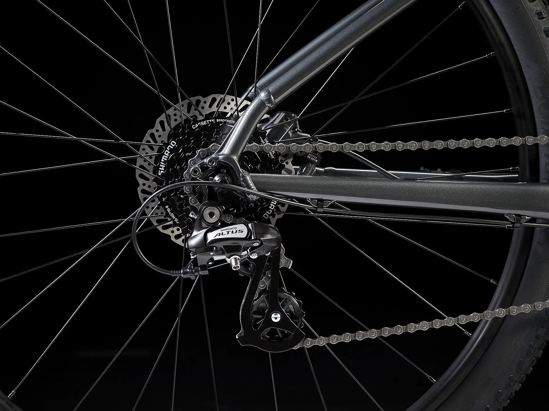 Trek Marlin 5 Gen 2 - Lithium Grey - Image 3