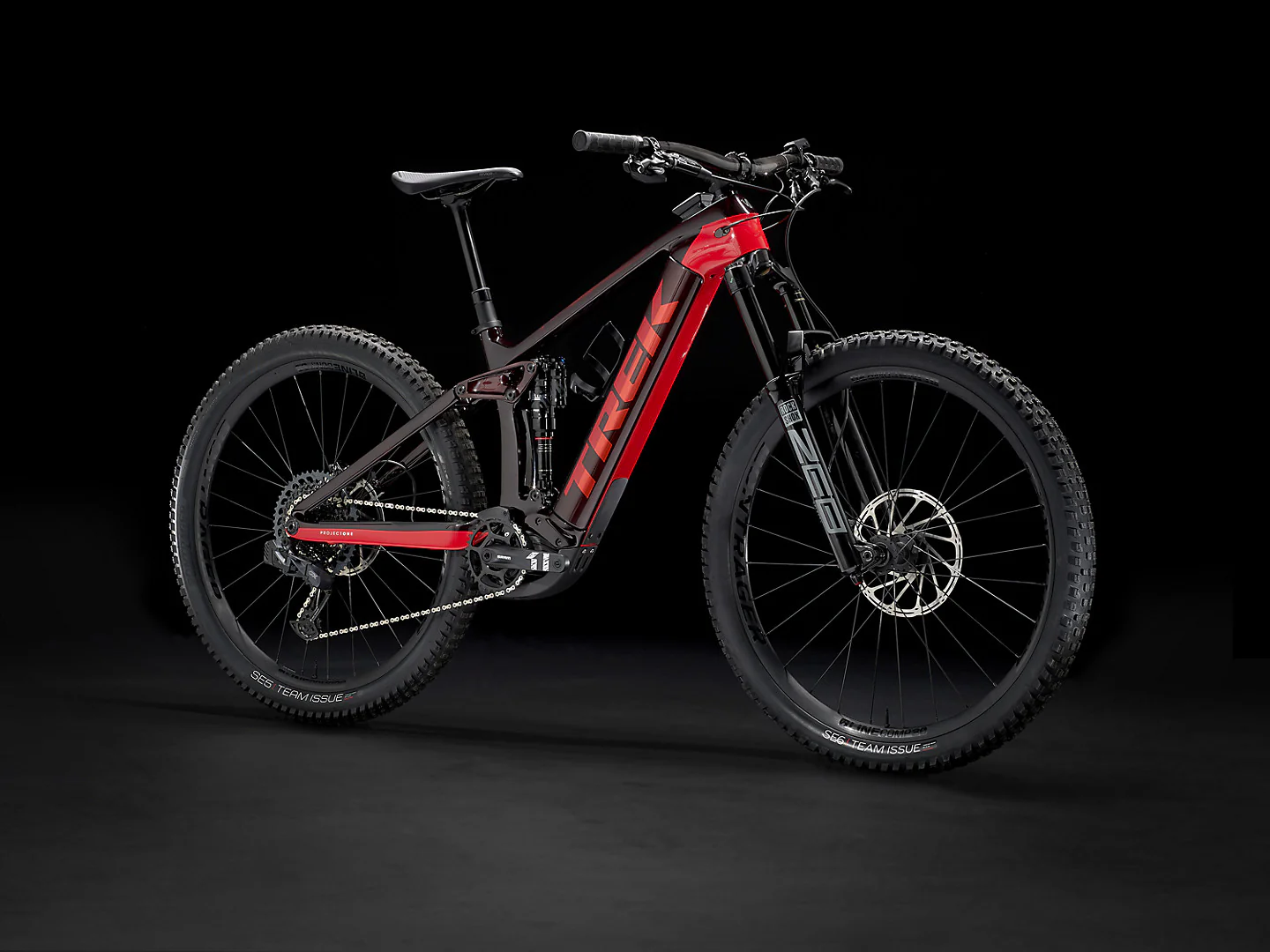Trek Rail 9.8 GX AXS - Carbon Red Smoke/Viper Red - Image 2