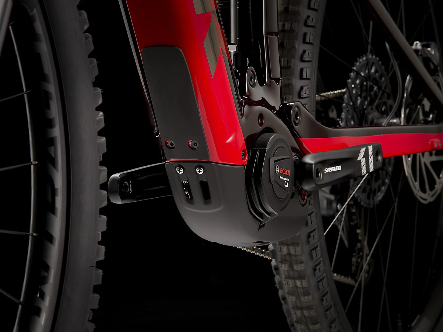 Trek Rail 9.8 GX AXS - Carbon Red Smoke/Viper Red - Image 9