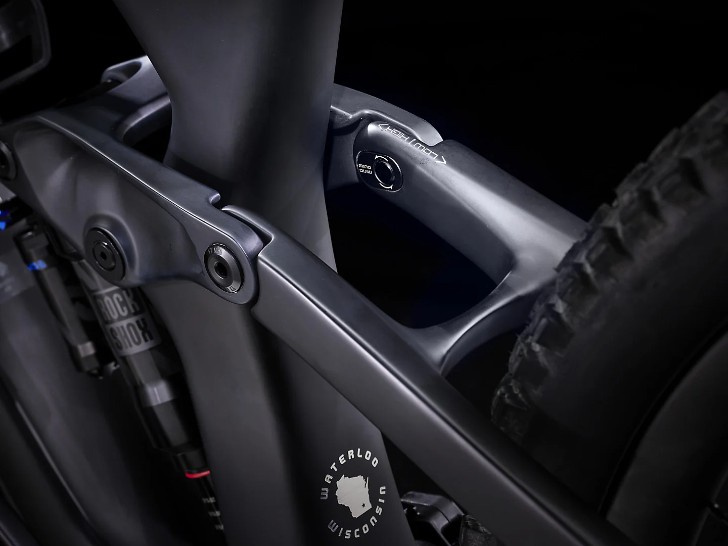 Trek Slash 9.8 Gen 5 - Matte Deep Smoke - Image 9